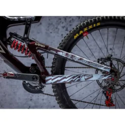 Dyedbro Adhesivos Protectores Cuadro Stormstatic Camera Action 7 Dyedbro Adhesivos Protectores Cuadro Stormstatic Camera Action -SRAM || Shimano Tienda de ventas dyedbro adhesivos protectores cuadro stormstatic camera action 2